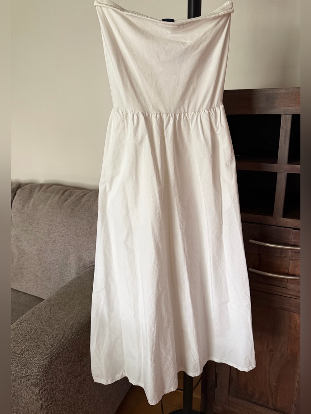 Women’s White Strapless Midi Dress